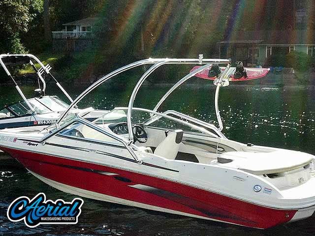 2006 Sea Ray with an Airborne 2.0 Wakeboard Tower