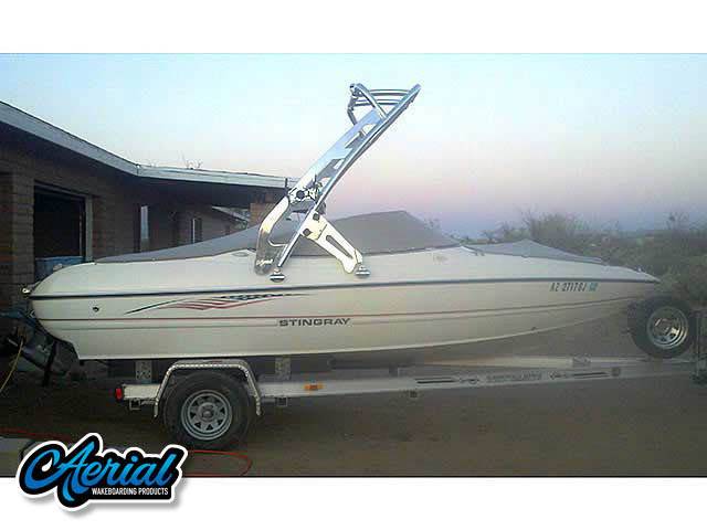 2006 Stingray with a FreeRide Wakeboard Tower, photo 1 of 3