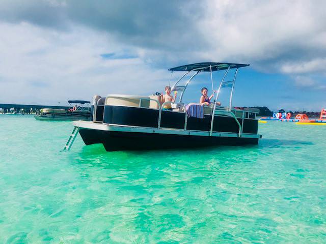 2006 Voyager Pontoon with a F250 Pontoon Tower wakeboard tower, photo 2 of 2