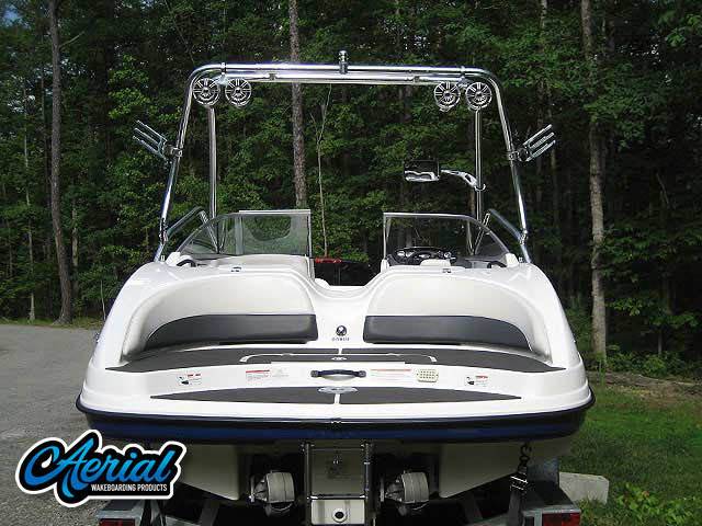 2006 Yamaha SX210 with an Airborne 2.0 Wakeboard Tower, photo 2 of 5
