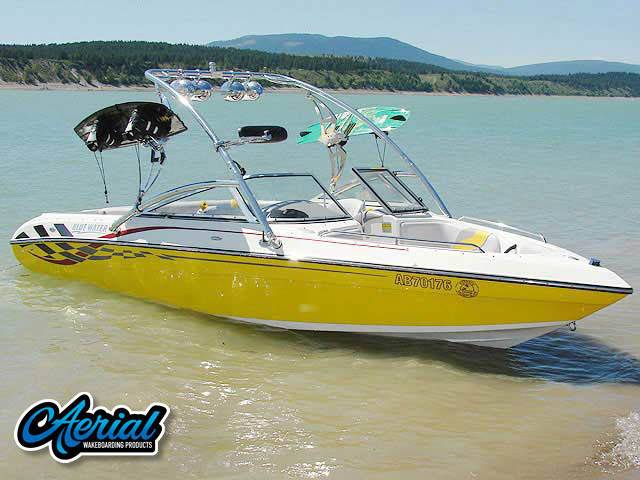 2007 Bluewater Cascade with an Assault Wakeboard Tower, photo 1 of 5