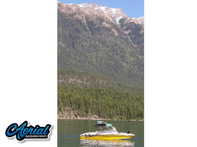 2007 Bluewater Cascade with an Assault Wakeboard Tower, photo 2 of 5