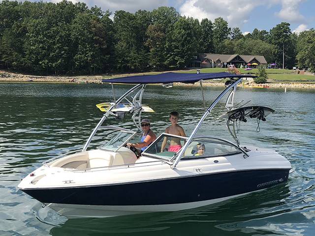 2007 Chaparral with an Assault Wakeboard Tower, photo 1 of 2