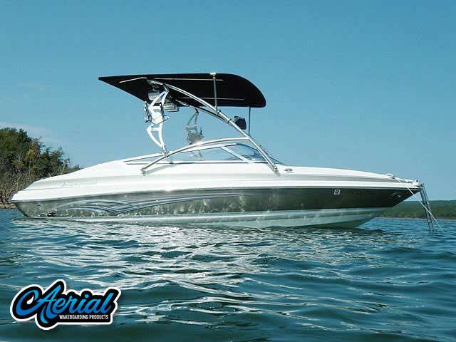 2007 Larson with an Assault Wakeboard Tower, photo 1 of 3