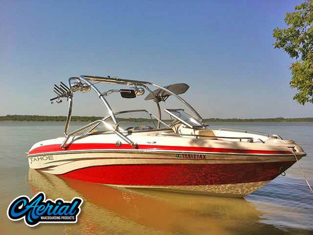 2007 Tahoe Q7i with an Airborne 2.0 Wakeboard Tower, photo 1 of 4