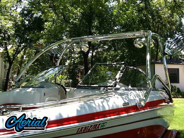 2007 Tahoe Q7i with an Airborne 2.0 Wakeboard Tower, photo 3 of 4