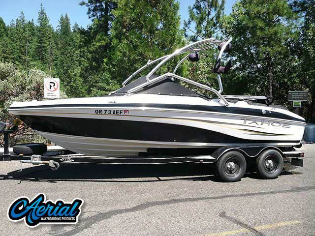 2008 Tahoe Q6 SF with an Airborne 2.0 Wakeboard Tower, photo 2 of 2