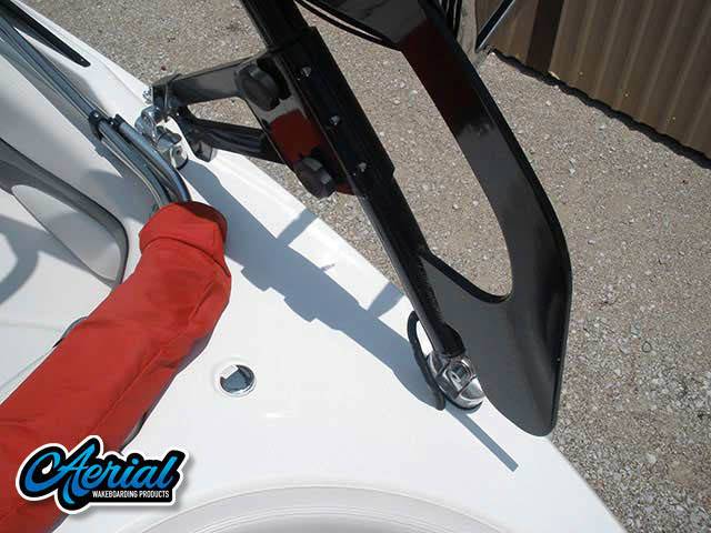 2008 Yamaha 212ss with a FreeRide Wakeboard Tower, photo 2 of 16