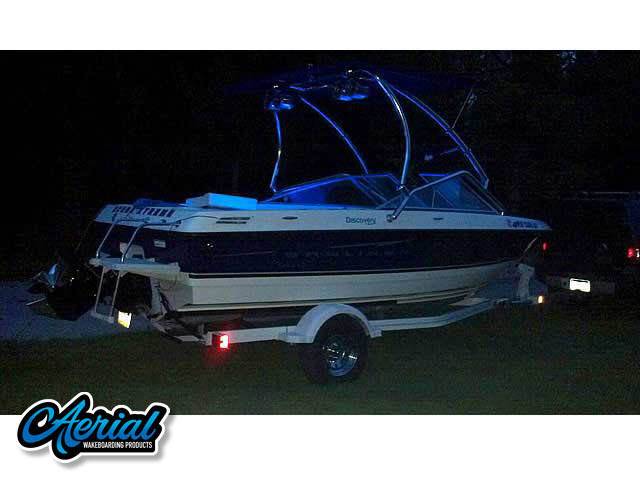 2009 Bayliner Discovery 195 with an Airborne 2.0 Wakeboard Tower, photo 3 of 4