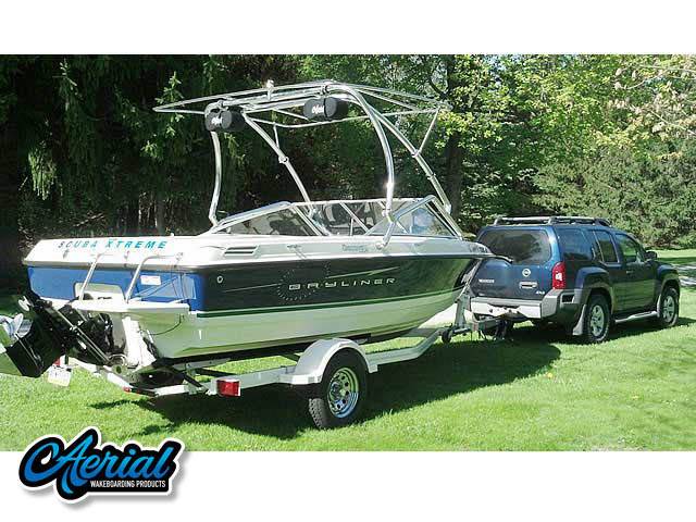 2009 Bayliner Discovery 195 with an Airborne 2.0 Wakeboard Tower, photo 2 of 4