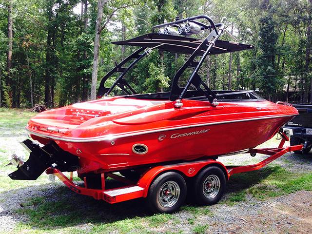 2010 Crownline 21ss with a FreeRide Wakeboard Tower, photo 2 of 4