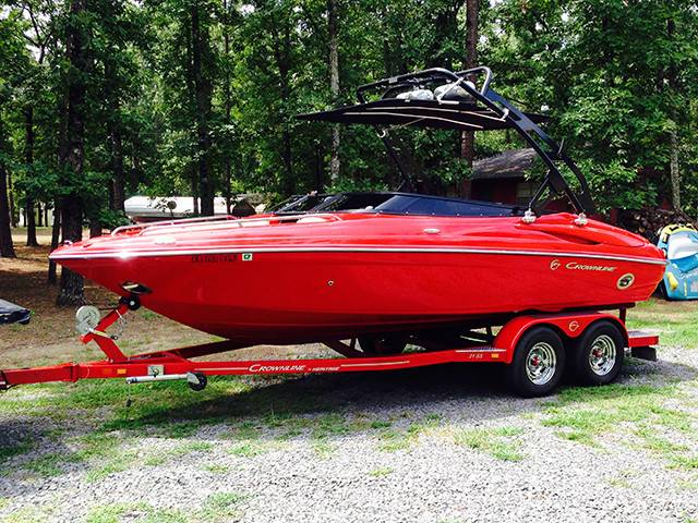 2010 Crownline 21ss with a FreeRide Wakeboard Tower, photo 1 of 4