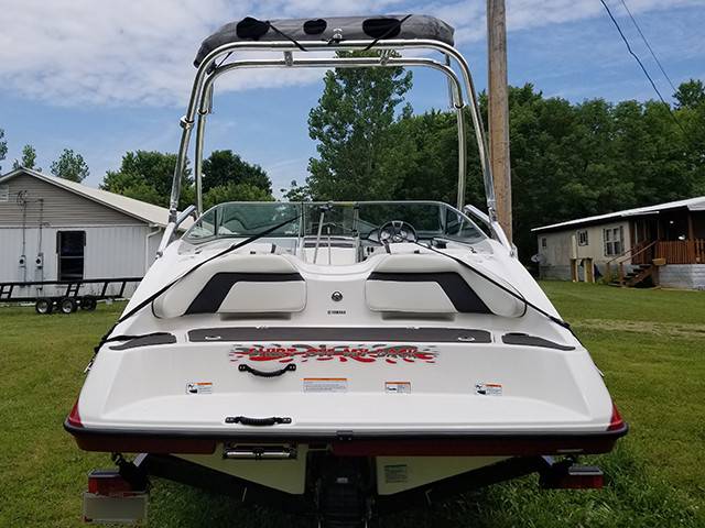 2015 Yamaha sx190 with an Airborne 2.0 Wakeboard Tower, photo 2 of 3