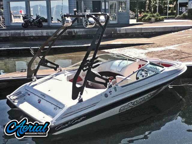 Chris-Craft with a FreeRide Wakeboard Tower, photo 2 of 4