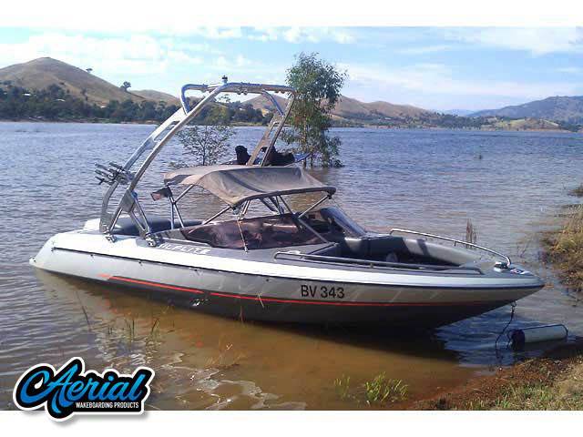 Gilflite Esprite with a FreeRide Wakeboard Tower, photo 1 of 3
