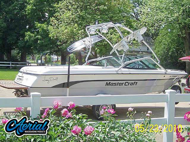 MasterCraft ProStar 205 Sammy Duvall Edition with an Airborne 2.0 Wakeboard Tower, photo 1 of 5