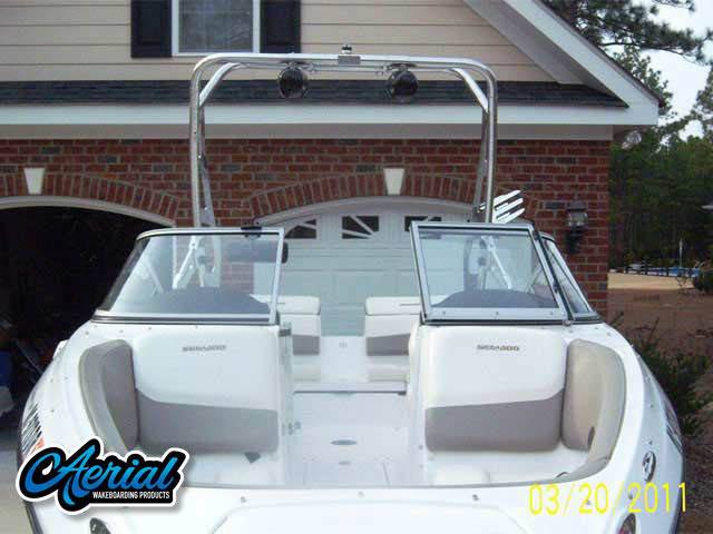 Seadoo 210 Challenger SE with a FreeRide Wakeboard Tower, photo 2 of 12