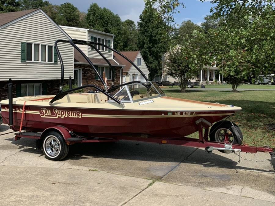 1982 Ski Supreme with an Airborne 2.0 Wakeboard Tower, photo 2 of 4