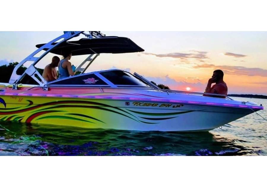 1987 Sea Ray Sorrento 21" with a FreeRide Wakeboard Tower, photo 3 of 5