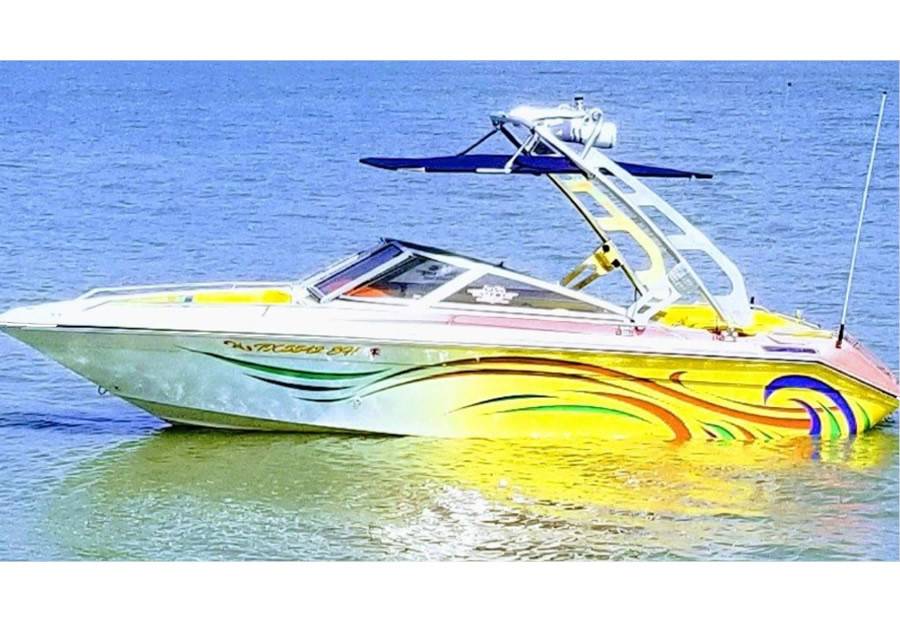 1987 Sea Ray Sorrento 21" with a FreeRide Wakeboard Tower, photo 2 of 5