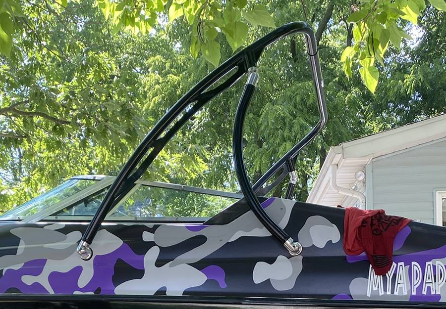 1993 Crownline 225 with an Ascent 2.0 Wakeboard Tower, photo 3 of 4
