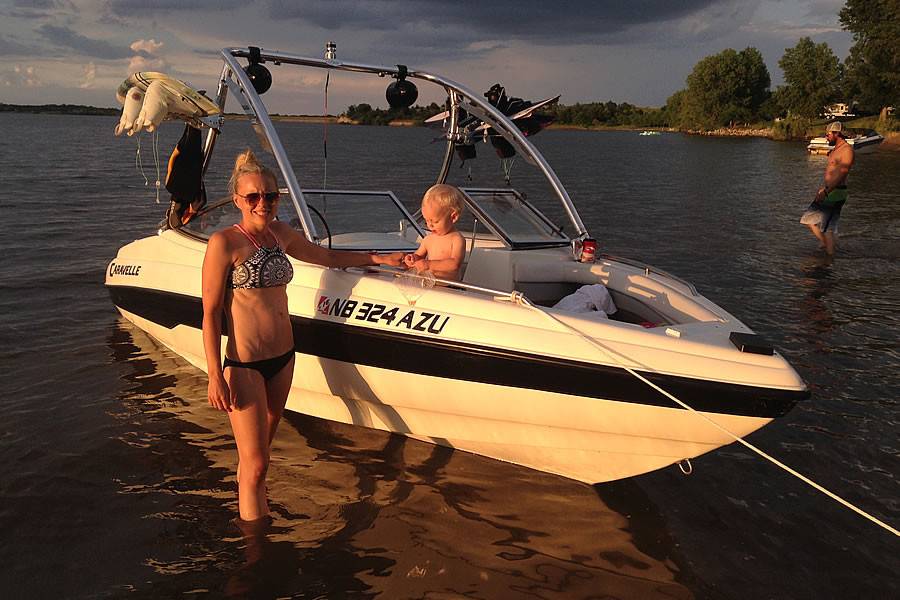1994 Caravelle 175 FS with an Ascent 2.0 Wakeboard Tower, photo 2 of 24