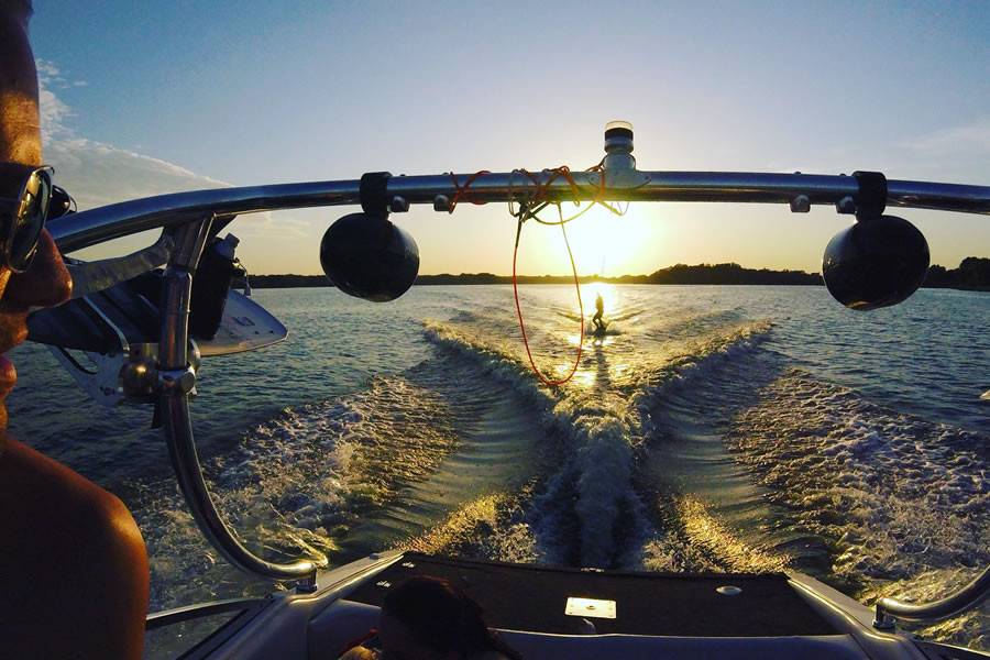 1994 Caravelle 175 FS with an Ascent 2.0 Wakeboard Tower, photo 3 of 24