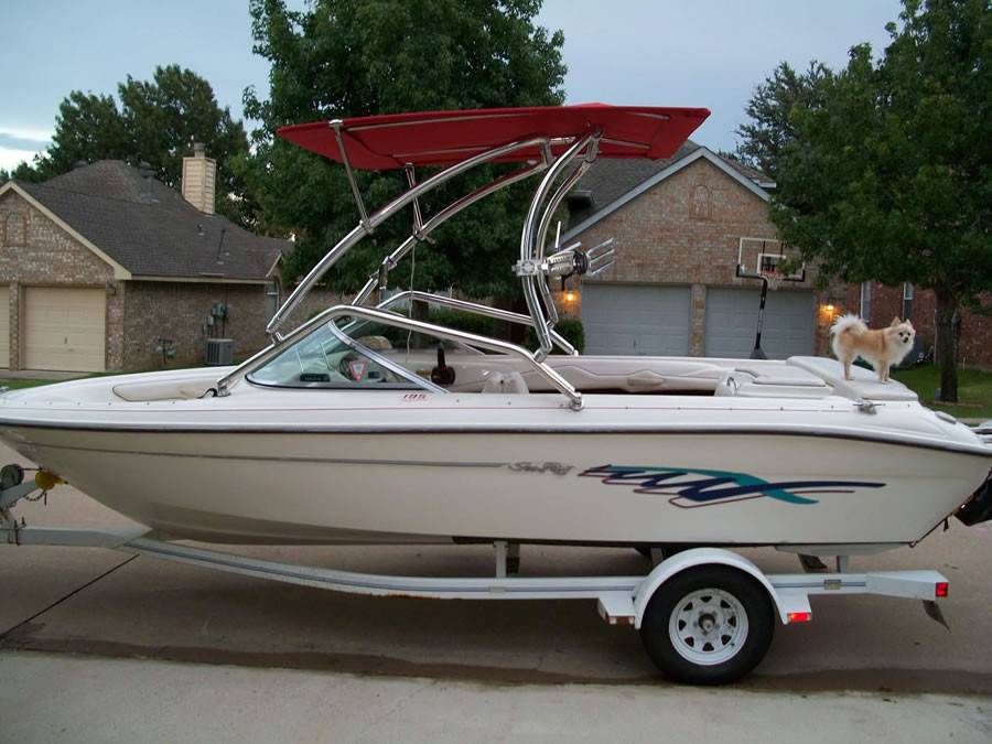 1995 Sea Ray 195 Bowrider I/O with an Airborne 2.0 Wakeboard Tower, photo 1 of 2