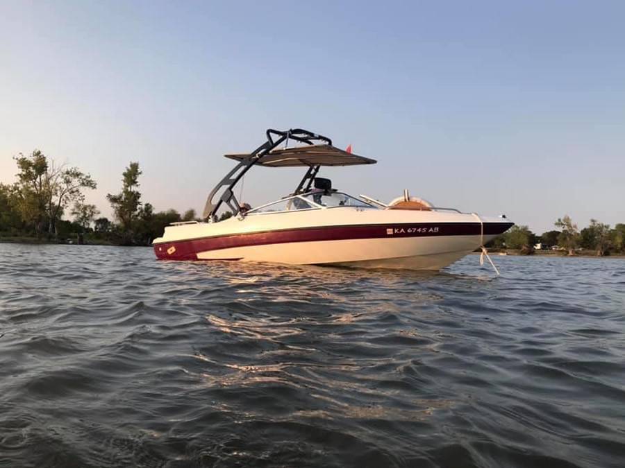 1996 Glastron GS 205 40th Anniversary with a FreeRide Wakeboard Tower, photo 3 of 6