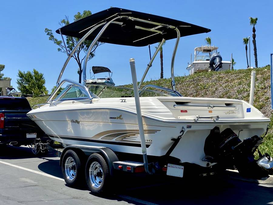 1996 Sea Ray Bowrider Signature Select with an Airborne 2.0 Wakeboard Tower, photo 1 of 6