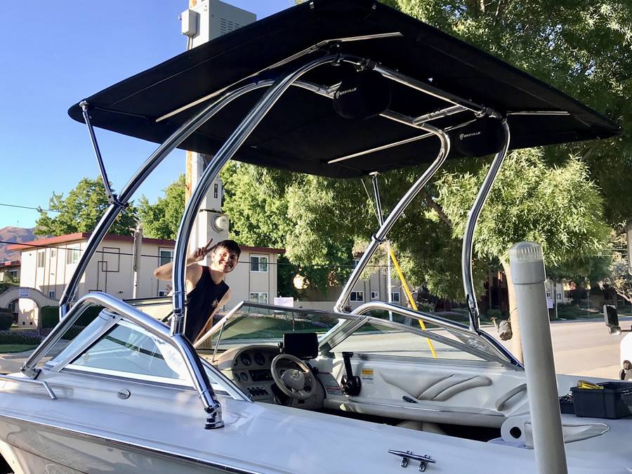 1996 Sea Ray Bowrider Signature Select with an Airborne 2.0 Wakeboard Tower, photo 3 of 6