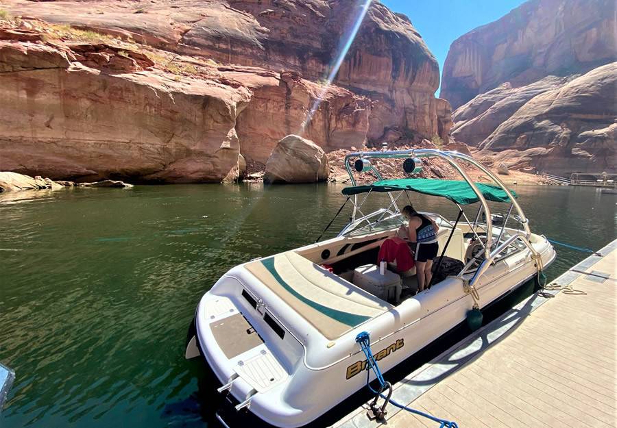 1998 Bryant 232 Limited with an Airborne 2.0 Wakeboard Tower, photo 2 of 2