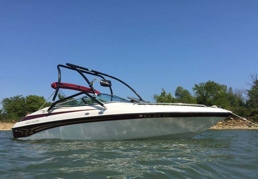 2000 Crownline 202BR with an Airborne 2.0 Wakeboard Tower, photo 1 of 7