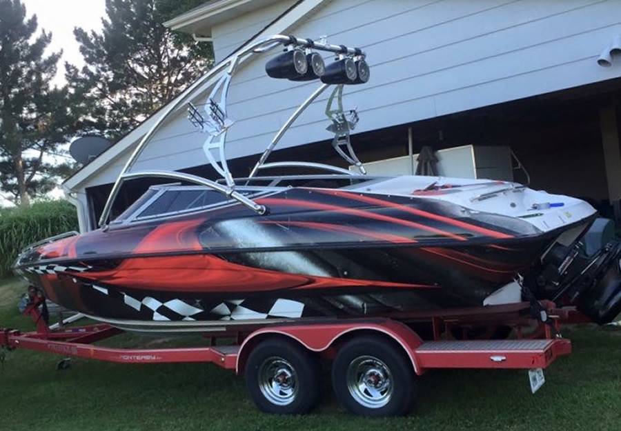 2000 Crownline 225 BR with an Assault Wakeboard Tower