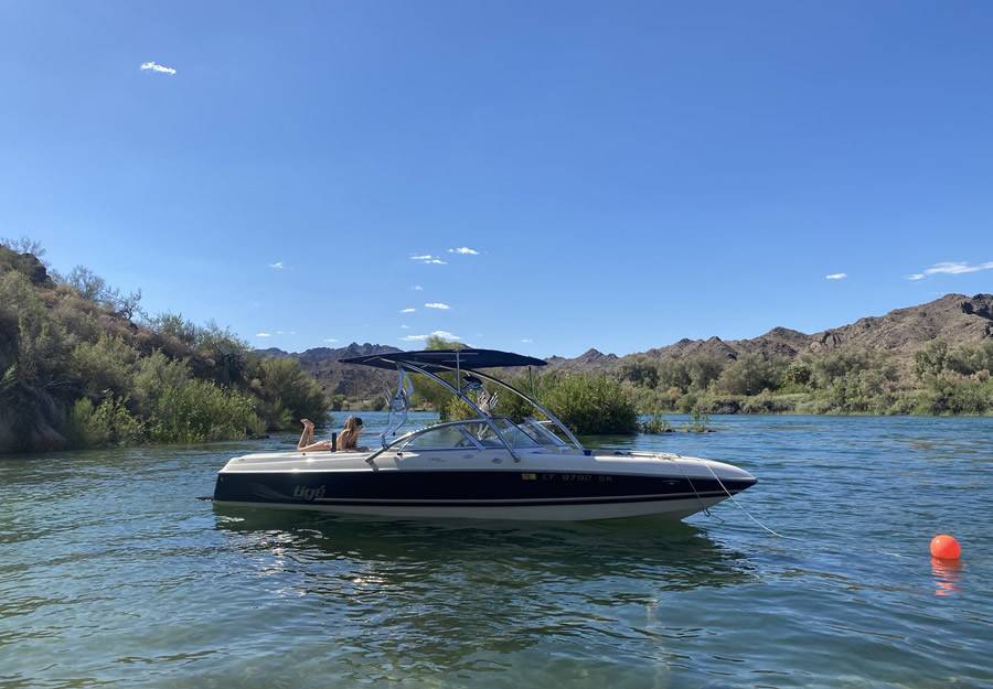 2000 Tige 2300V with an Assault Wakeboard Tower, photo 2 of 9