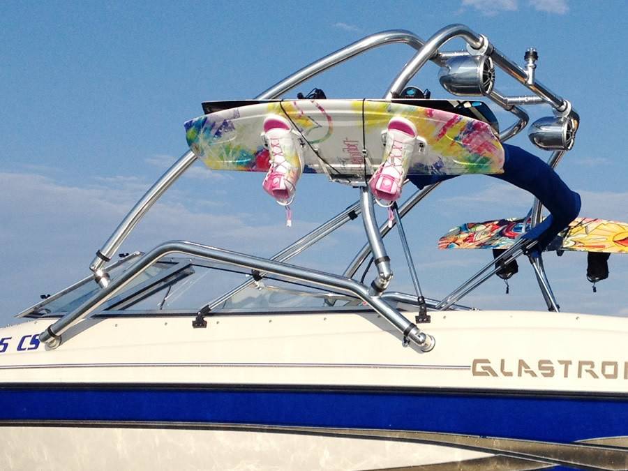 2002 Glastron GX205 with an Airborne 2.0 Wakeboard Tower, photo 2 of 3