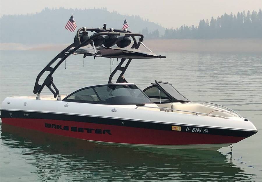 2003 Malibu Wakesetter VLX with a FreeRide Wakeboard Tower, photo 3 of 3