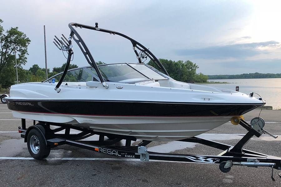 2005 Regal 1800 LSR with an Ascent 2.0 Wakeboard Tower, photo 1 of 2