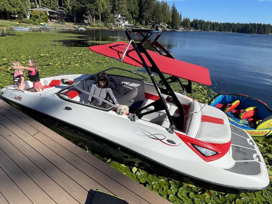 2007 Sea Doo Challenger 230 Wake with a FreeRide Wakeboard Tower, photo 1 of 5