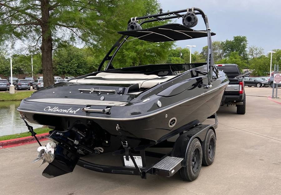 2008 Crownline 23 LPX SS with a FreeRide Wakeboard Tower, photo 2 of 4