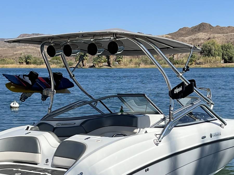 2009 Yamaha SX210 with an Airborne 2.0 Wakeboard Tower, photo 2 of 9