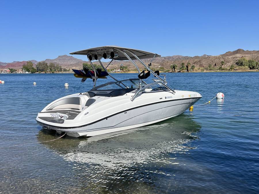 2009 Yamaha SX210 with an Airborne 2.0 Wakeboard Tower, photo 3 of 9