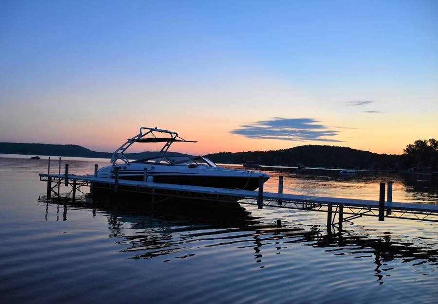 2012 Larson 258 with a FreeRide Wakeboard Tower, photo 2 of 6